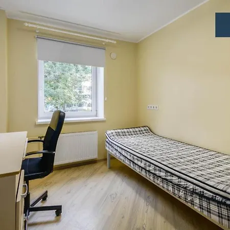 Bright In Centre 公寓 *