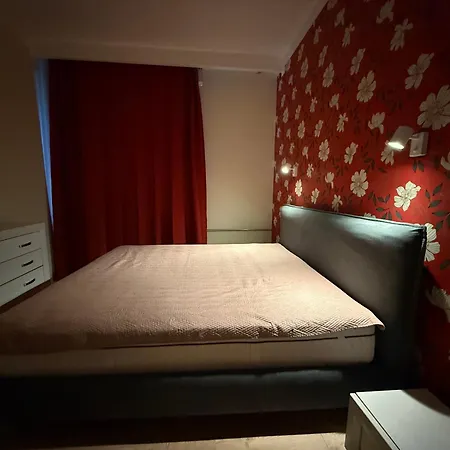 Apartment Bright In Centre Reval